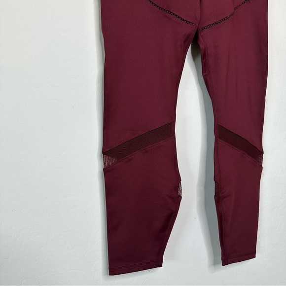 Fabletics NWT High Waisted Statement Powerlite 2.0 Athletic Leggings Burgundy - Picture 4 of 8